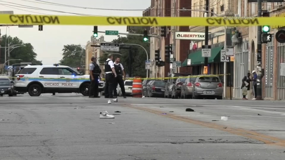 Σικάγο: Τρεις νεκροί όταν αυτοκίνητο έπεσε σε πλήθος – Δείτε βίντεο
