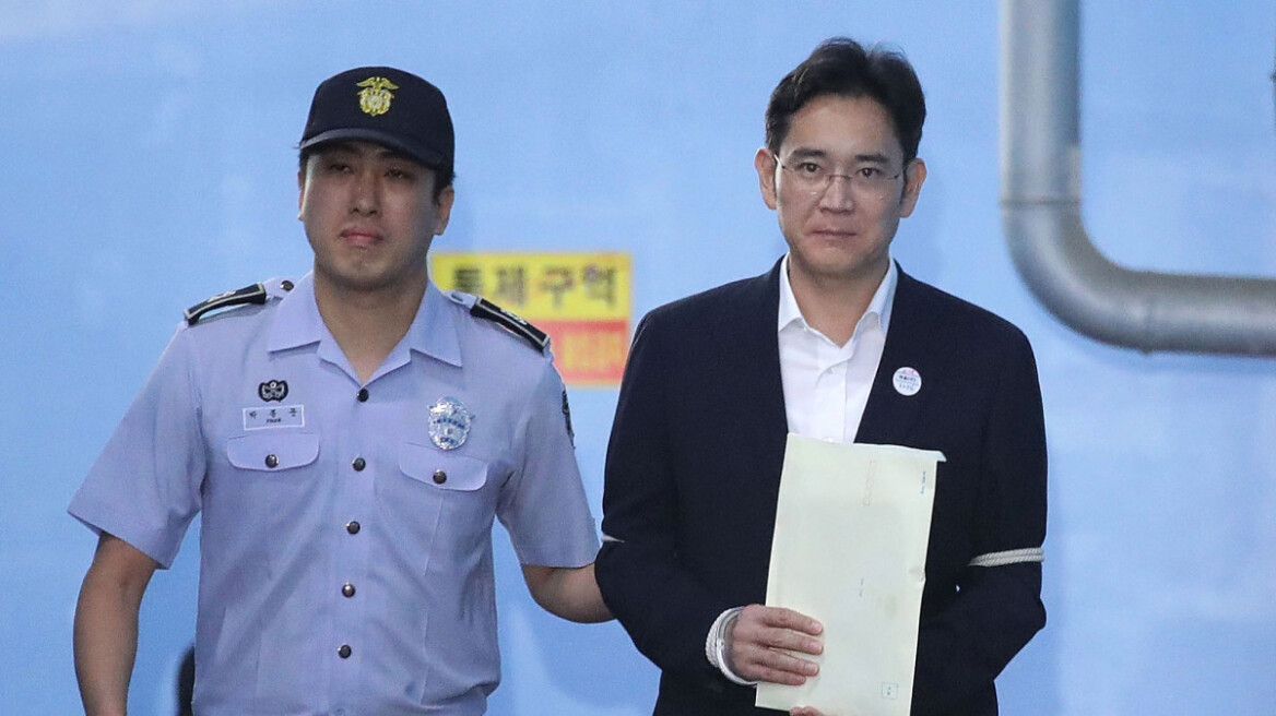 Νότια Κορέα: Προεδρική χάρη στον επικεφαλής του ομίλου Samsung που καταδικάστηκε για διαφθορά