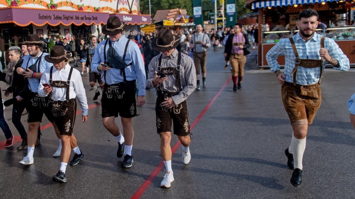 Γερμανία: Το Oktoberfest επιστρέφει μετά από δύο χρόνια υποχρεωτικής αποχής