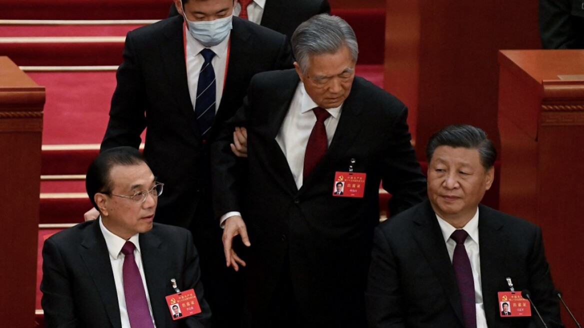 Κίνα: Ετοιμαζόταν ο Χου Τζιντάο να εκφράσει δυσαρέσκεια  πριν τον απομακρύνουν άρον άρον;
