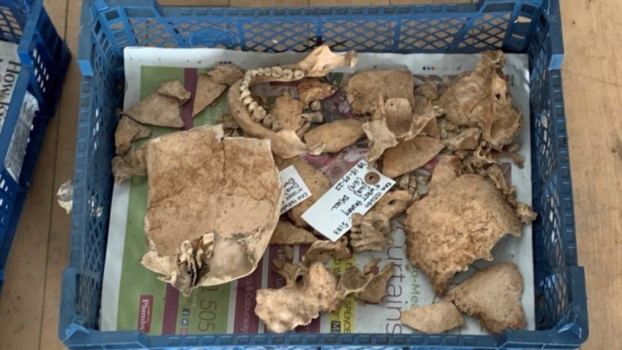Βρετανία: Εκατοντάδες σκελετοί εντοπίστηκαν κάτω από παλιό πολυκατάστημα