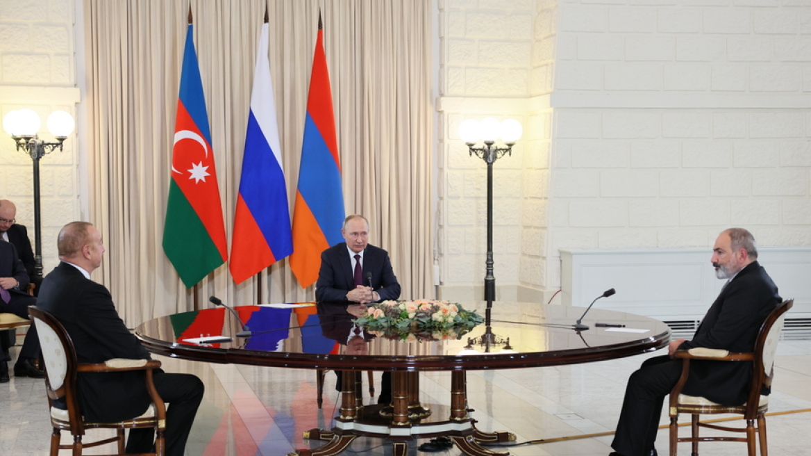 Τριμερής σύνοδος με τη Ρωσία – Η Αρμενία το Αζερμπαϊτζάν δεσμεύονται να επιλύσουν ειρηνικά τις διαφορές τους