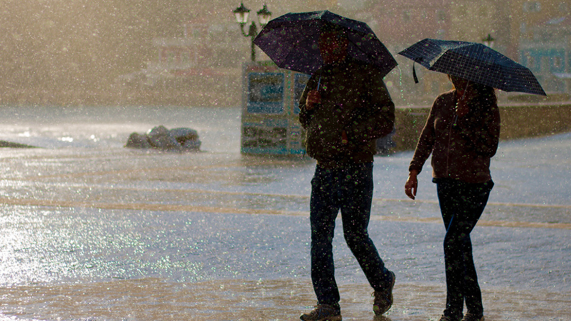 Καιρός: Βροχές αύριο σε Βόρεια Ελλάδα, Σποράδες και Εύβοια – Πέφτει κι άλλο η θερμοκρασία