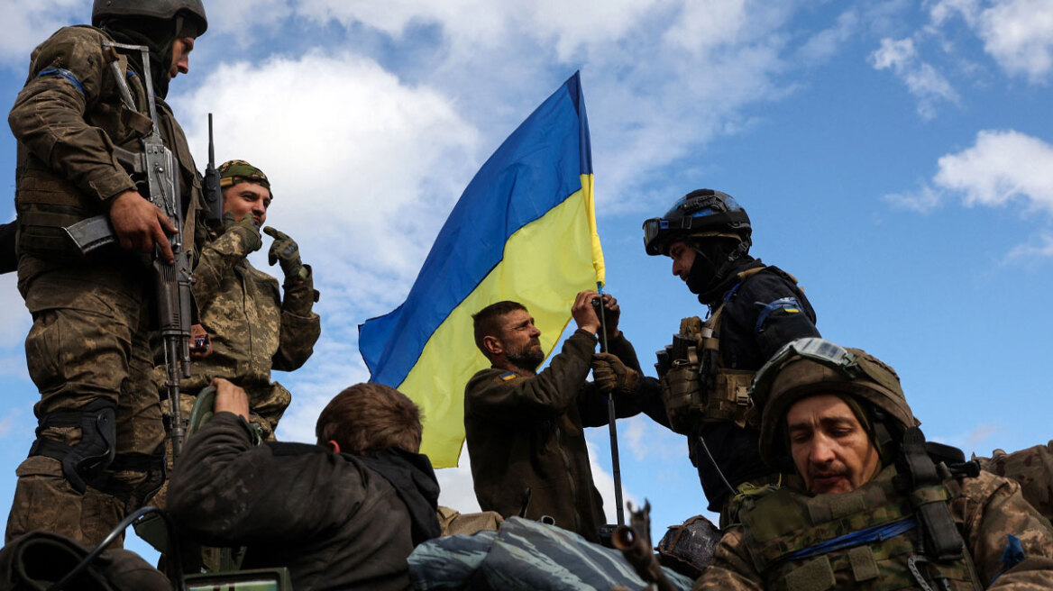 Πόλεμος στην Ουκρανία: B’ γύρος για την αντεπίθεση του Κιέβου, βοήθεια-μαμούθ από τις ΗΠΑ