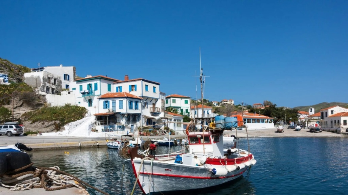 Αη Στράτης: Στην τελική ευθεία για να γίνει το πρώτο εξ ολοκλήρου πράσινο ελληνικό νησί