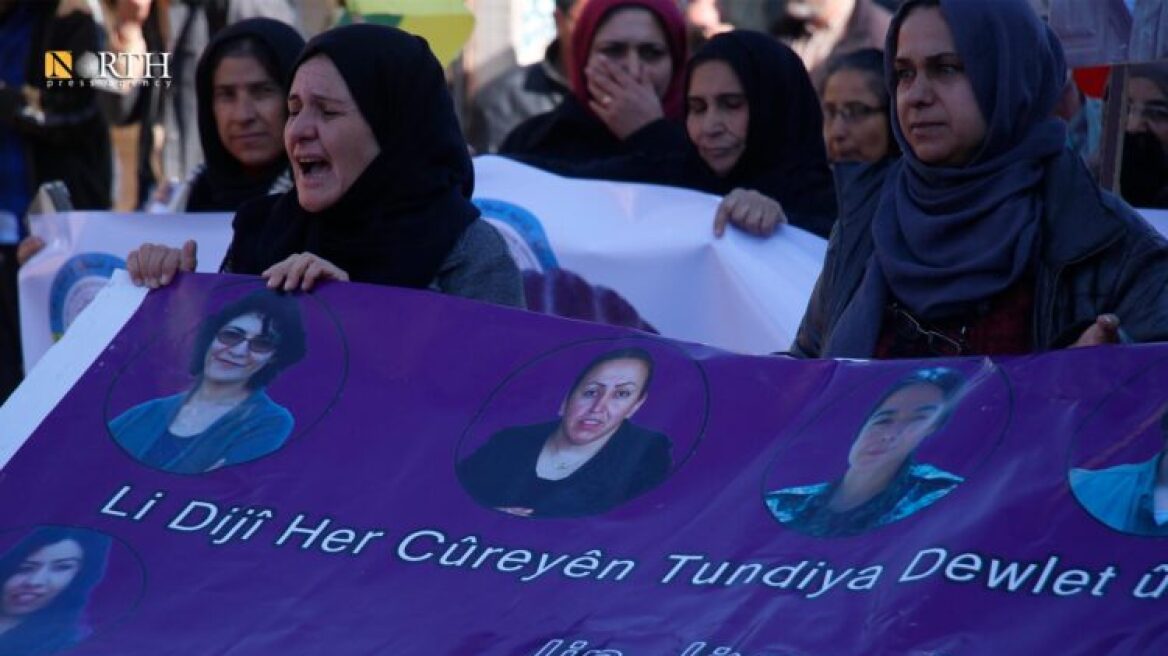 Συρία: Κούρδοι διαδήλωσαν στο Καμισλί κατά των τουρκικών επιχειρήσεων στη βόρεια Συρία
