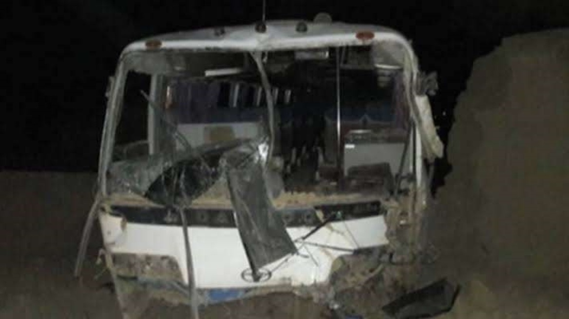 Τροχαίο στο Πακιστάν: Φορτηγό εμβόλισε ΙΧ – Τουλάχιστον τέσσερις νεκροί