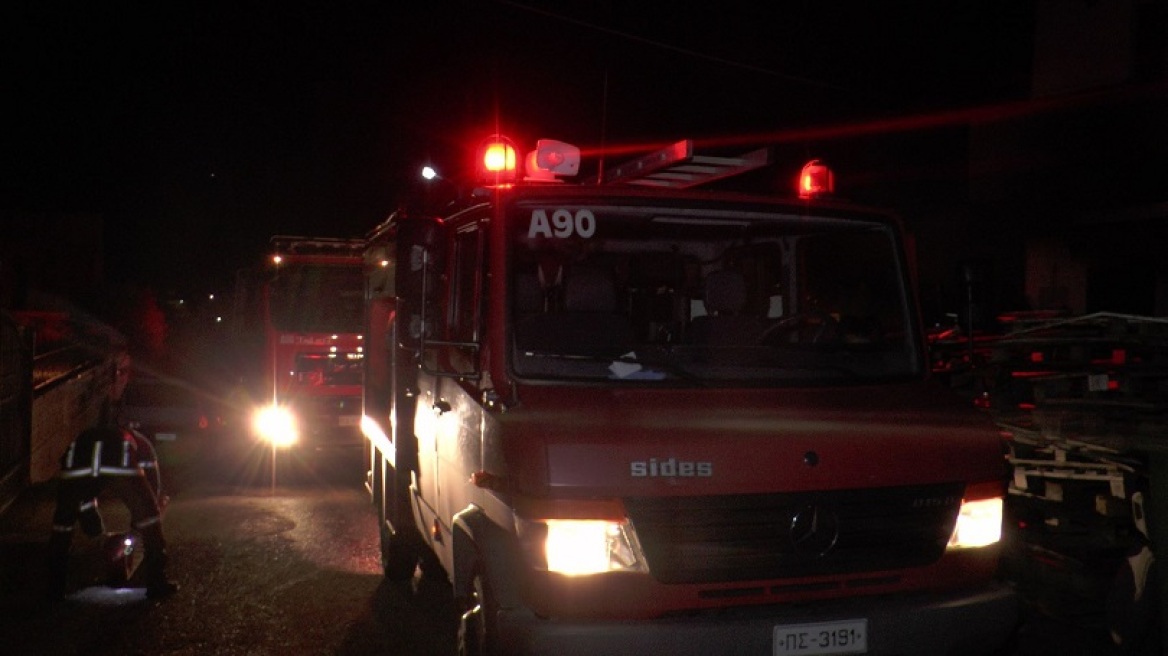 Φωτιά σε γκαράζ πολυκατοικίας στην περιοχή του Παπάγου