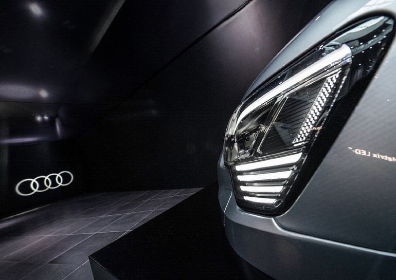 Σε μια νέα διάσταση οδηγεί την τεχνολογία φωτισμού των αυτοκινήτων η ψηφιοποίηση