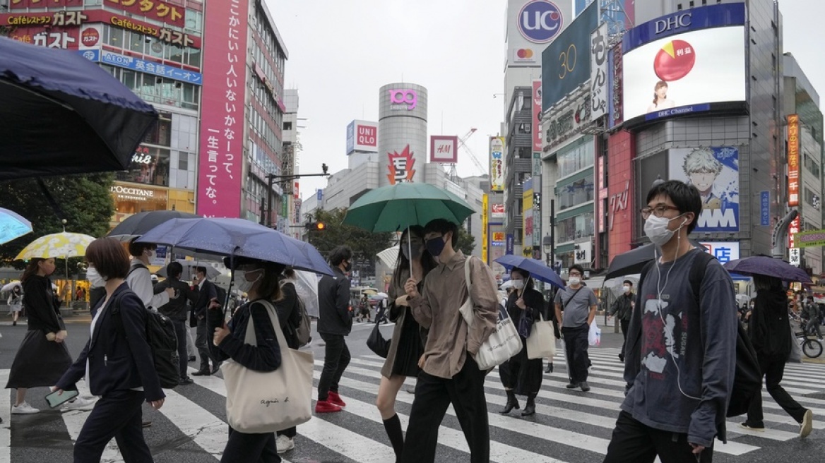 Κορωνοϊός: Η Ιαπωνία θα ζητεί οι ταξιδιώτες από την Κίνα να προσκομίζουν αρνητικό τεστ