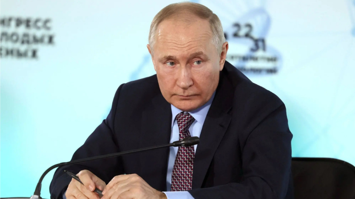 Πούτιν: Όσα κάνουμε στο Ντονμπάς έχουν στόχο να σταματήσουν τις εχθροπραξίες που ξεκίνησαν το 2014