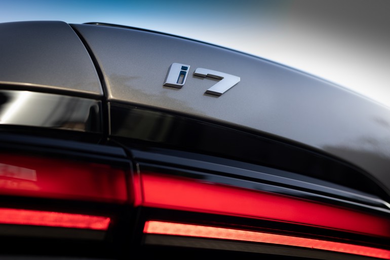 BMW i7: Πανελλαδική παρουσίαση της αναβαθμισμένης ναυαρχίδας