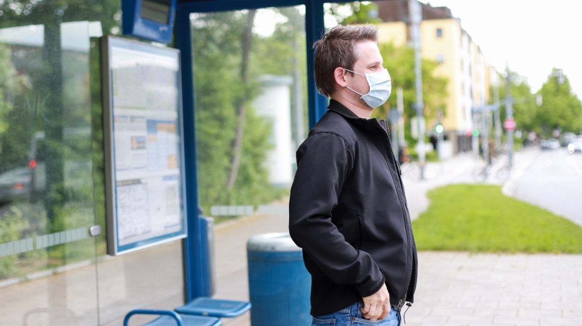 Γερμανία: Τέλος η υποχρεωτική χρήση μάσκας σε τρένα και λεωφορεία