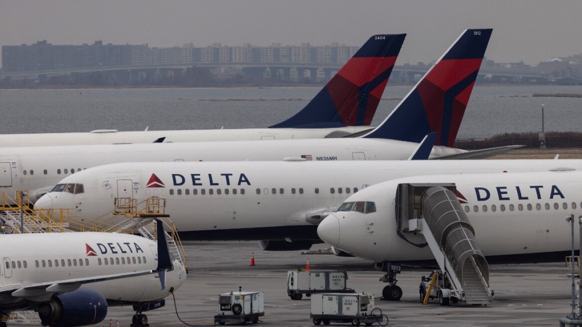 ΗΠΑ: Πρόβλημα σε αρχείο βάσης δεδομένων έφερε το χάος στις πτήσεις στις ΗΠΑ
