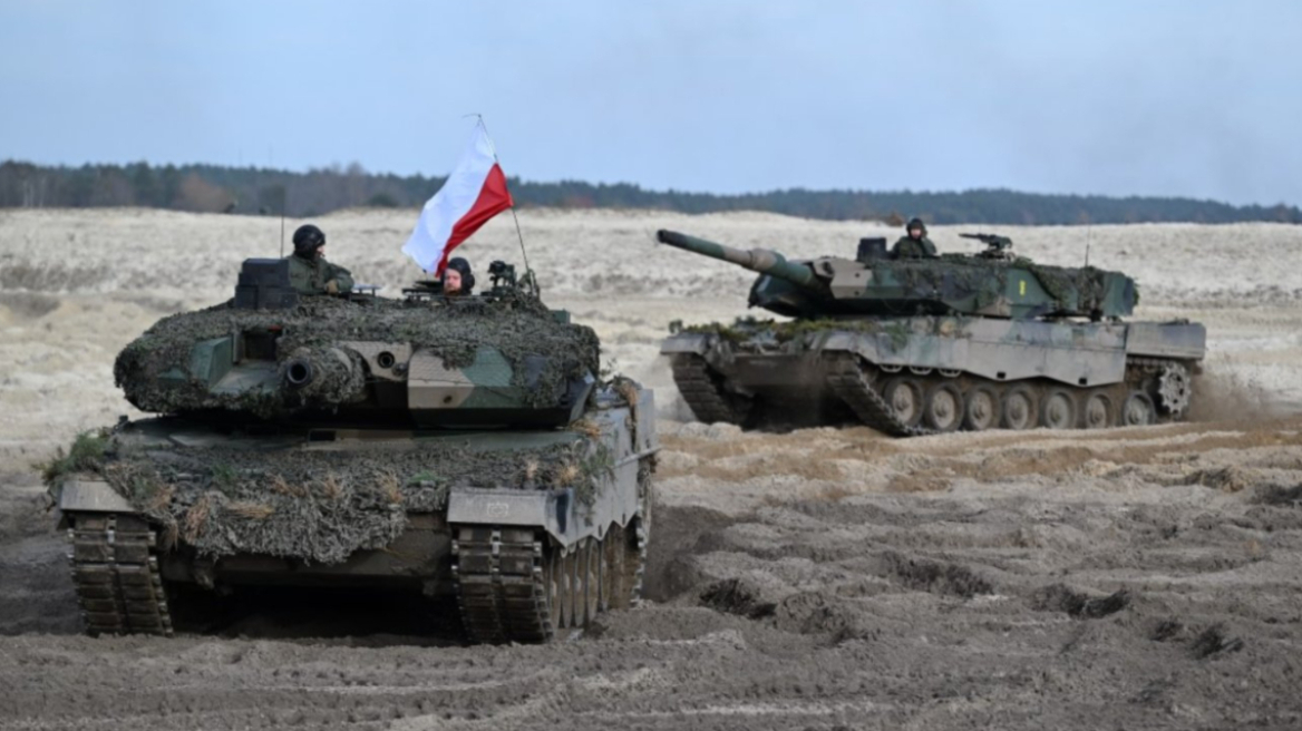 Πόλεμος στην Ουκρανία: Ο Ζελένσκι εξαίρει την πρωτοβουλία της Πολωνίας για να του σταλούν τα άρματα μάχης Leopard 2