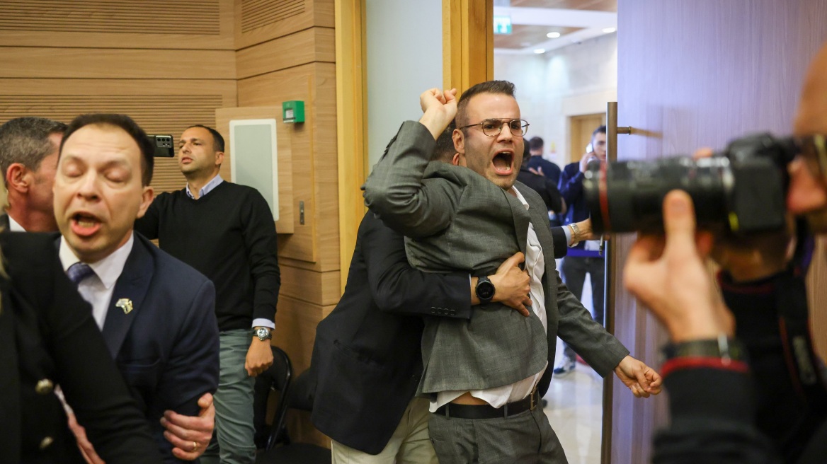 Ισραήλ: Άγριος καβγάς στη βουλή – Πιάστηκαν στα χέρια για νομοσχέδιο – Δείτε βίντεο