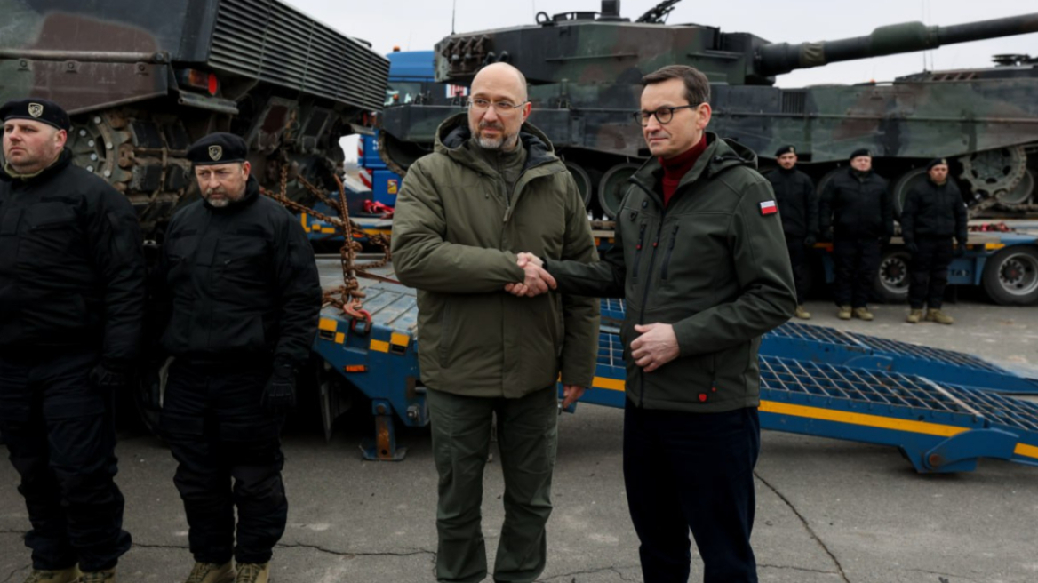 Πόλεμος στην Ουκρανία: Τα πρώτα τέσσερα Leopard 2 φθάνουν στο Κίεβο
