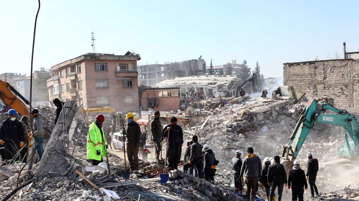 Τουρκία: Οι πόλεις πριν και μετά τον καταστροφικό σεισμό – Δείτε δορυφορικές εικόνες