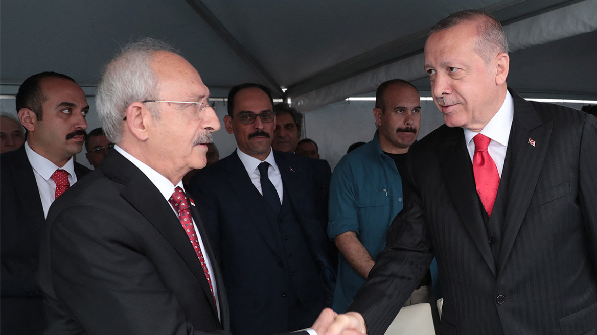 Τουρκία – Δημοσκοπήσεις: Ο Ερντογάν «πέφτει», ο Κιλιτσντάρογλου διατηρεί προβάδισμα