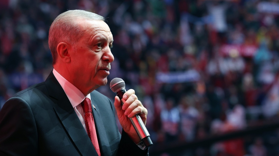 Τουρκία: Εκλογικό δώρο στον Ερντογάν η διάσπαση της «συμμαχίας των 6» της αντιπολίτευσης