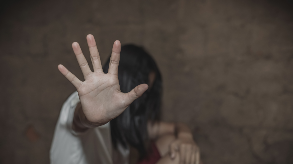 Συγγενής ο βιαστής της 13χρονης στη Λακωνία – Πώς οι δάσκαλοί της αποκάλυψαν τη φρίκη