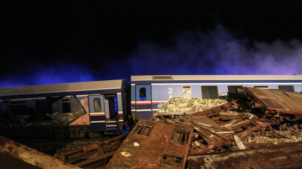 Σύγκρουση τρένων στη Λάρισα: «Σκάστε, σήμερα ουρλιάζουν οι μανάδες» – Το μήνυμα της θείας του φοιτητή που σώθηκε