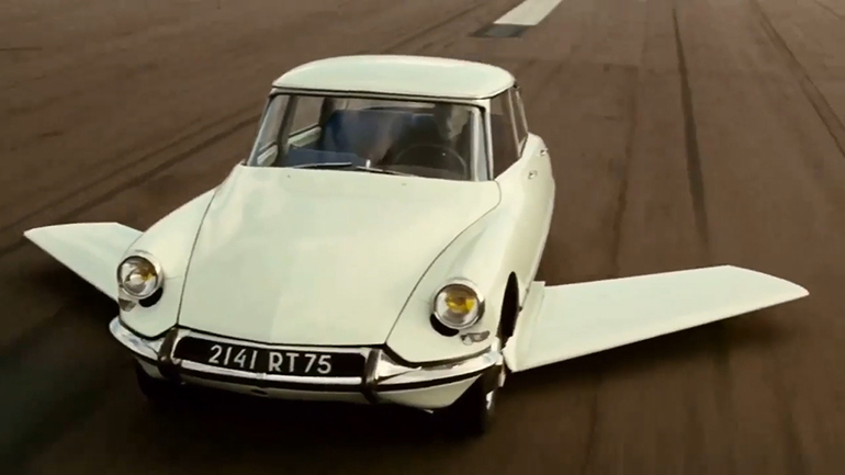 H DS Automobiles αποκάλυψε το σχέδιο του νέου πρωτότυπου, εμπνευσμένο από το ιπτάμενο αυτοκίνητο της ταινίας “Fantomas Unleashed”!