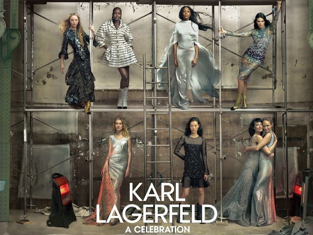 Η αμερικάνικη Vogue τιμά τον Karl Lagerfeld με ένα θρυλικό all-star εξώφυλλο λίγο πριν το Met Gala