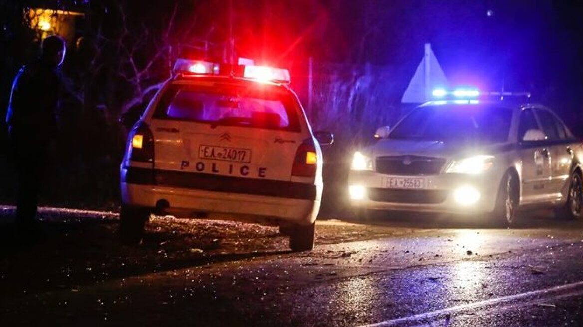 Ένας άνδρας συνελήφθη, ενώ σχηματίστηκε δικογραφία κατά 10 ατόμων για πυροβολισμούς σε Μαρκόπουλο και Κορωπί