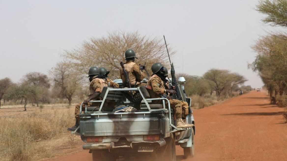 Μπουρκίνα Φάσο: Σφαγή με 136 νεκρούς σε χωριό – Αποδίδεται στον στρατό
