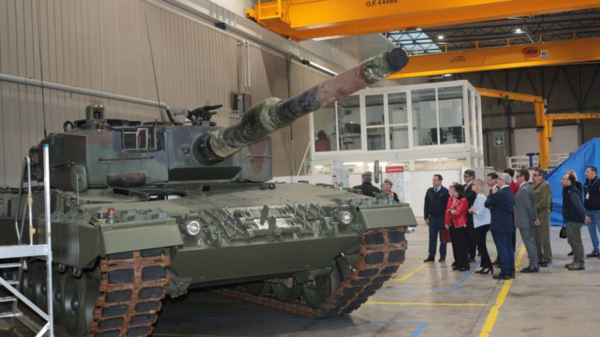 Ισπανία: Θέμα ημερών η παράδοση έξι αρμάτων μάχης Leopard στην Ουκρανία