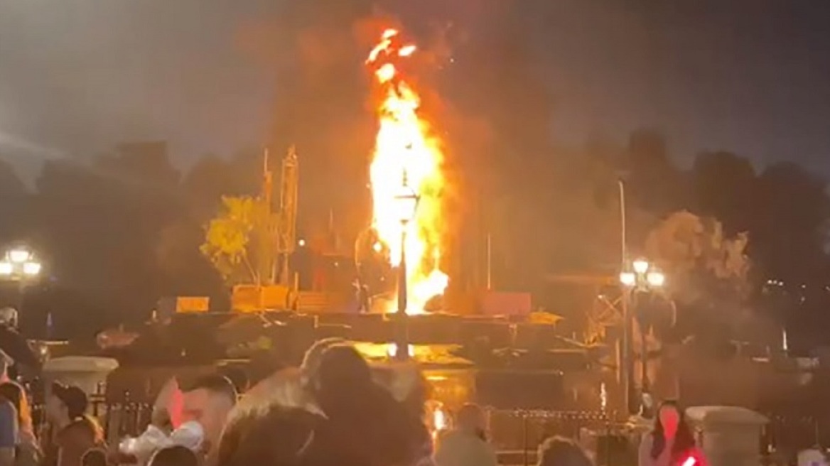 ΗΠΑ: Πανικός στη Disneyland της Καλιφόρνια – Λαμπάδιασε κατασκευή δράκου ύψους 14 μέτρων – Δείτε βίντεο