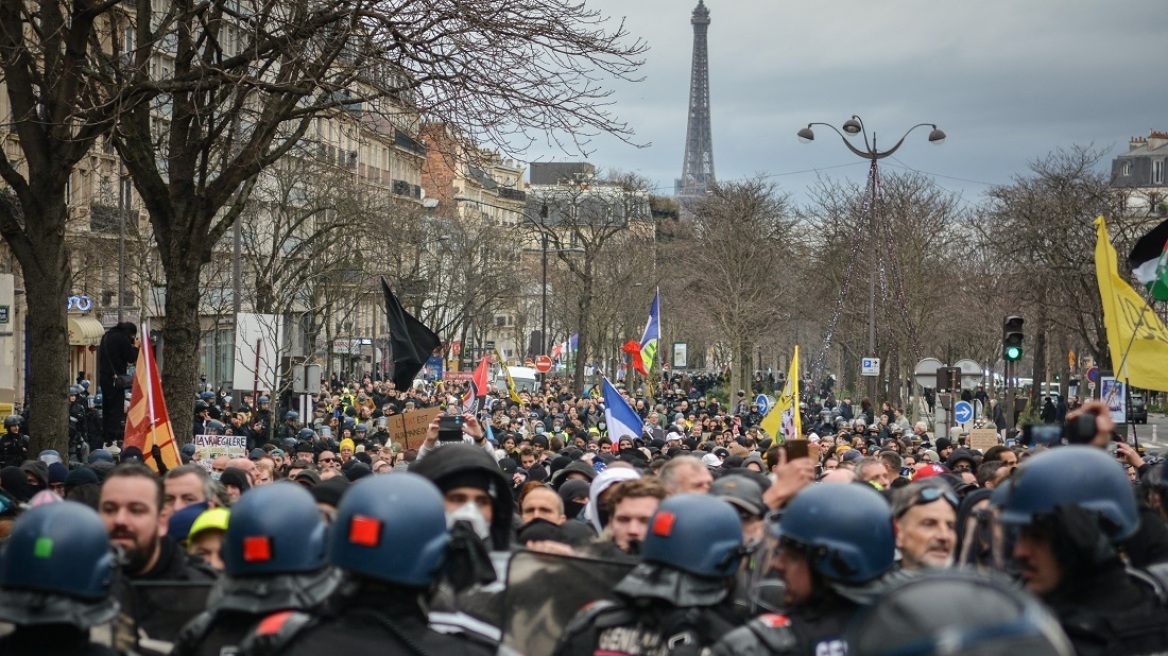 Γαλλία: Δεύτερη φορά «όχι» σε αίτημα για δημοψήφισμα του συνταξιοδοτικού – Νέες κινητοποιήσεις