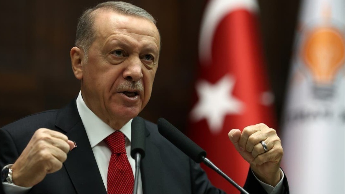 Εκλογές στην Τουρκία: Ο Ερντογάν επικρίνει μέσα ενημέρωσης στη Δύση για απόπειρα χειραγώγησης των ψηφοφόρων του