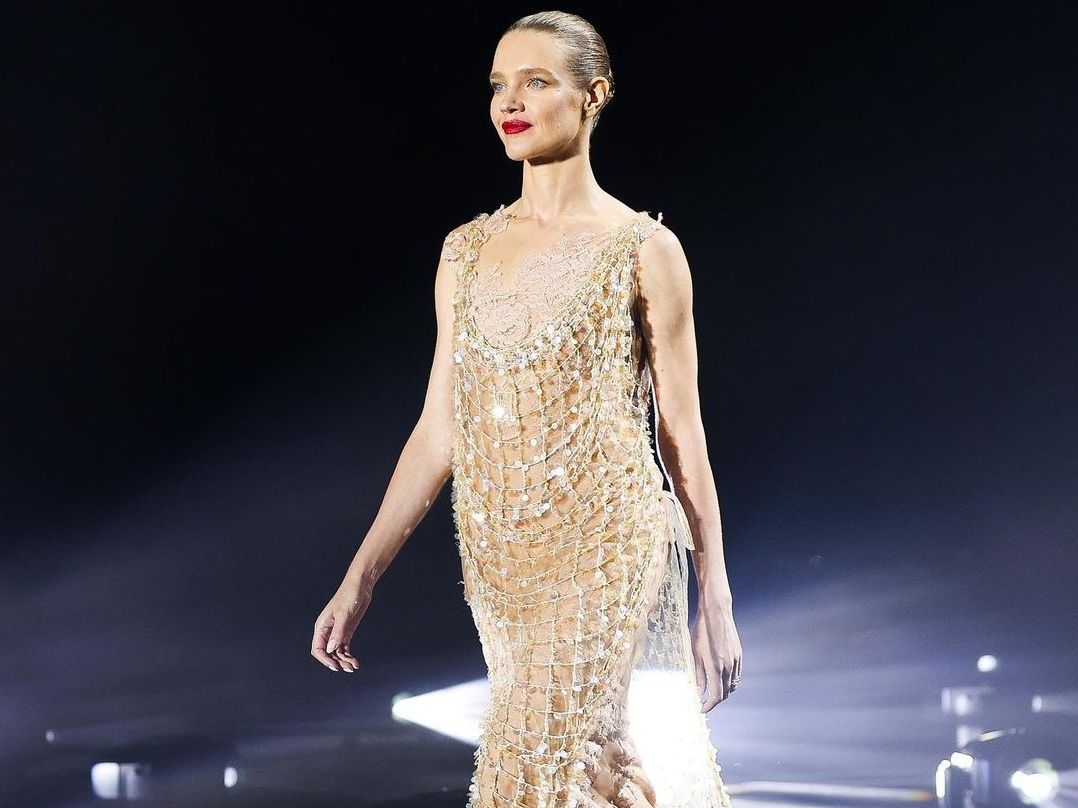 Luisaviaroma x British Vogue: Τα μεγαλύτερα super models περπάτησαν σε ένα show με 50 αρχειακά looks