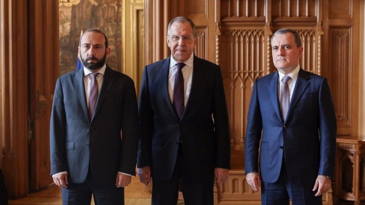 Ρωσία: Ελπίζει πως θα συναφθεί συμφωνία ειρήνης Αρμενίας-Αζερμπαϊτζάν, παρότι «ο δρόμος δεν είναι εύκολος»