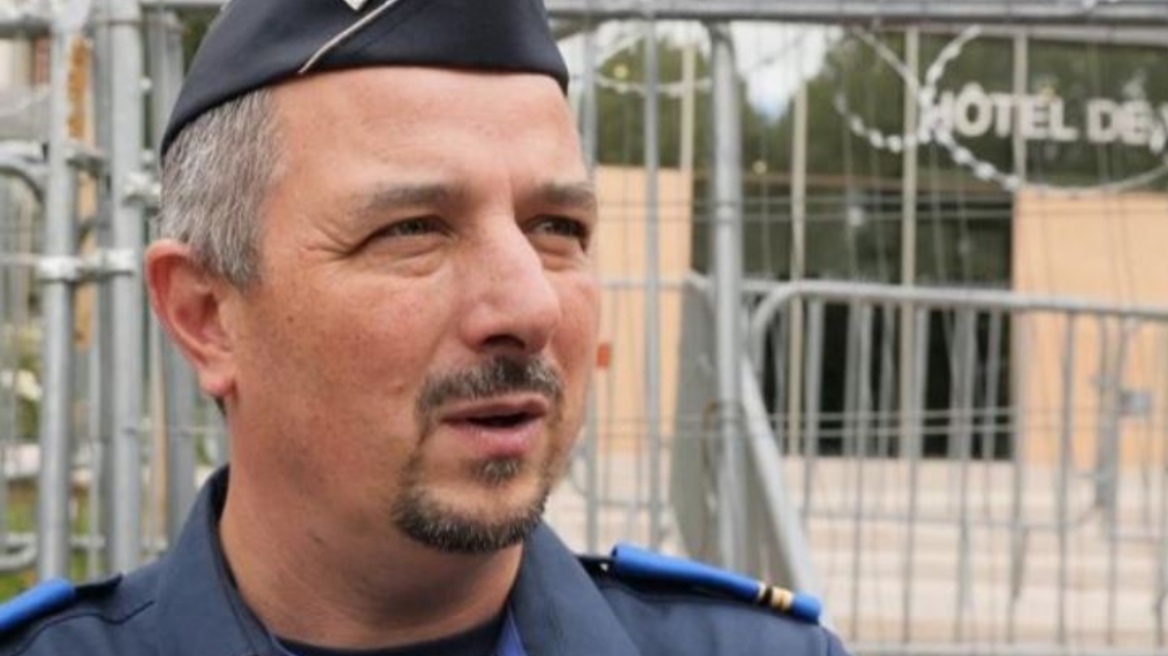 Γαλλία: «Δεν είναι ταραχές, είναι πόλεμος» λέει ο αρχηγός της αστυνομίας στην πόλη όπου επιτέθηκαν στο σπίτι του δημάρχου