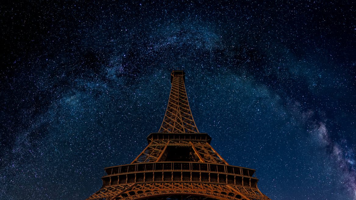 Γαλλία: Δύο μεθυσμένοι Αμερικανοί τουρίστες κοιμήθηκαν στην κορυφή του Πύργου του Άιφελ
