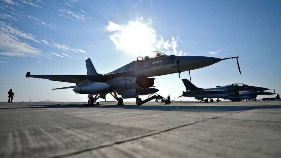 Πόλεμος στην Ουκρανία: Οι ΗΠΑ ξεκινούν την εκπαίδευση Ουκρανών πιλότων στα F-16
