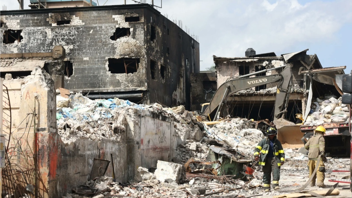 Έκρηξη στη Δομινικανή Δημοκρατία: Οι αρχές συλλαμβάνουν τους ιδιοκτήτες βιοτεχνίας πλαστικών