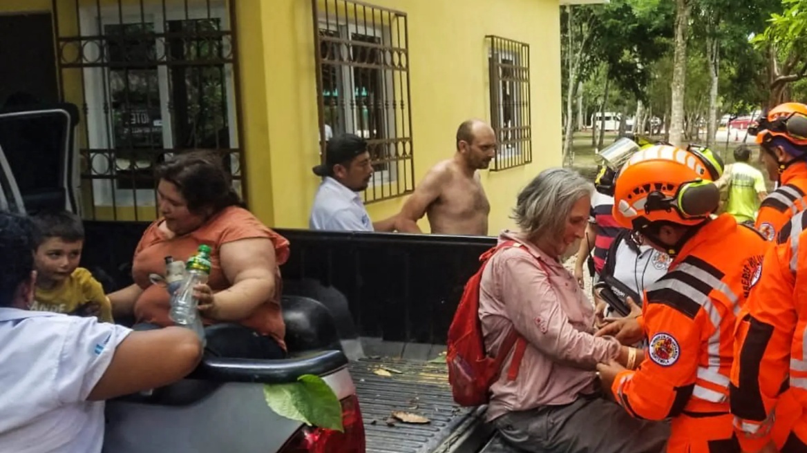 Γουατεμάλα: Αίσιο τέλος στην εξαφάνιση τεσσάρων Γάλλων τουριστών στη ζούγκλα – Δείτε φωτογραφίες