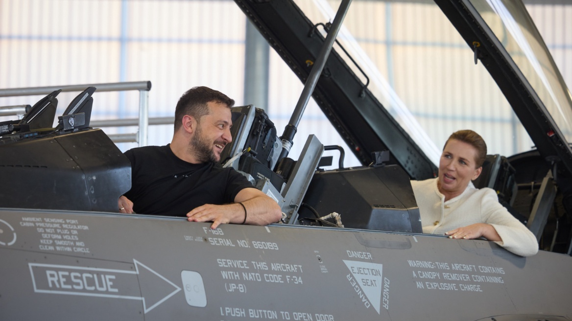 Ζελένσκι: Ικανοποίηση για τις δεσμεύσεις που εξασφάλισε πως θα δοθούν στη χώρα του 61 μαχητικά F-16