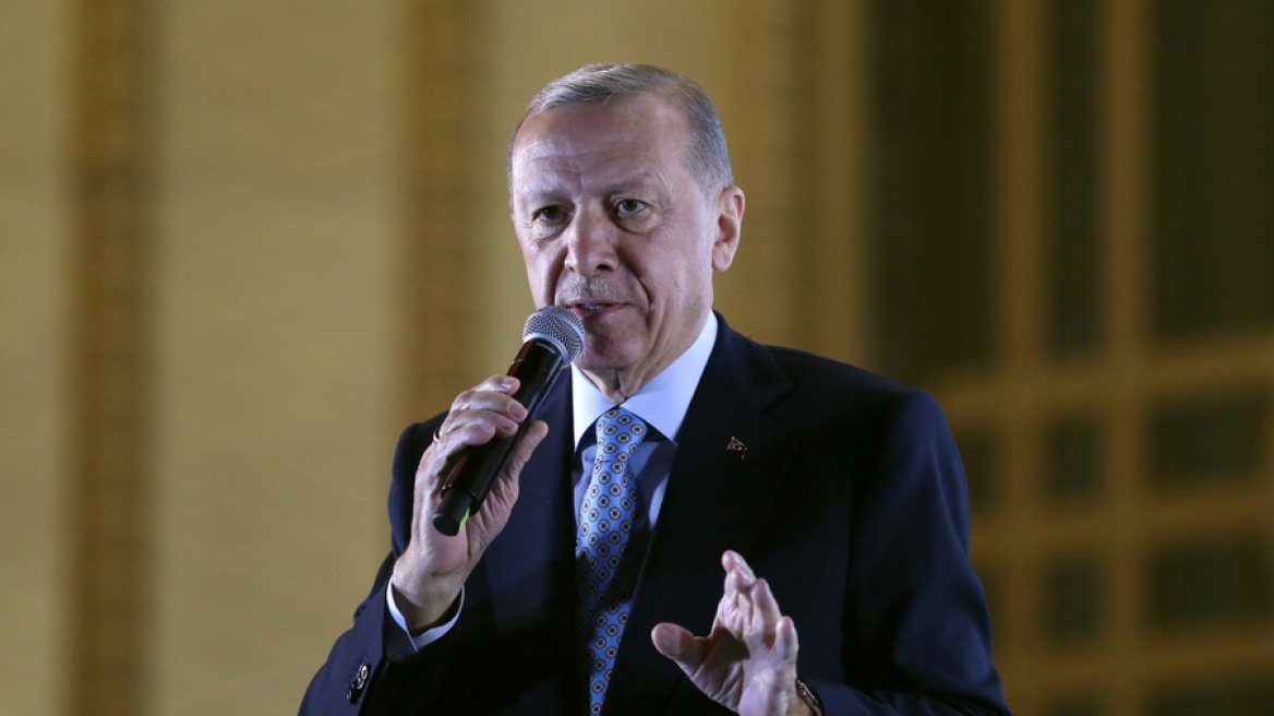Ερντογάν: Προανήγγειλε νέες αλλαγές στο τουρκικό Σύνταγμα