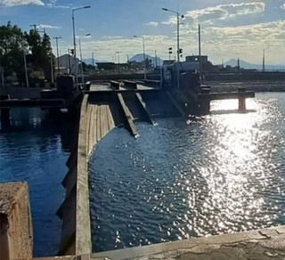 Έσπασε η Βυθιζόμενη Γέφυρα Ποσειδωνίας στην Κόρινθο – Η ανακοίνωση της εταιρείας