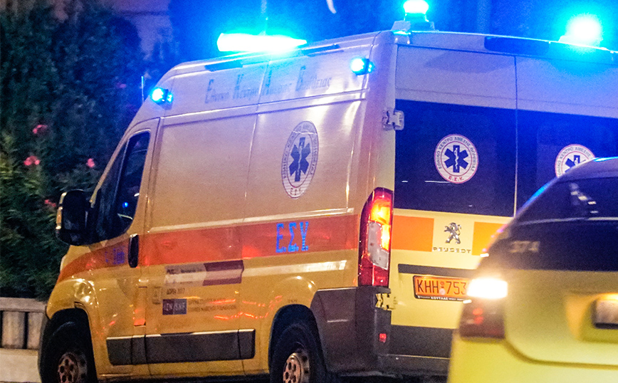 Τροχαίο με νεκρό στη Θεσσαλονίκη: ΙΧ έπεσε σε πινακίδα και κολώνα
