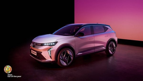 Renault: Ο τίτλος του ευρωπαϊκού «Car of the Year 2024» στο Scenic E-Tech electric