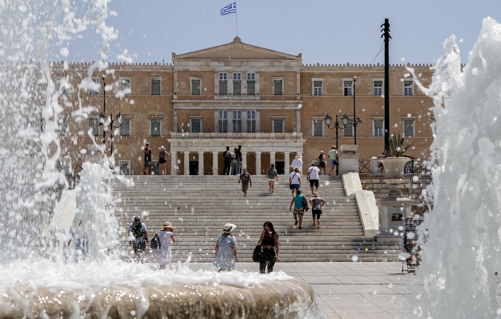 Συστηματική ανοδική τάση παρουσιάζει η θερμοκρασία της Αθήνας – Το ίδιο και οι καύσωνες