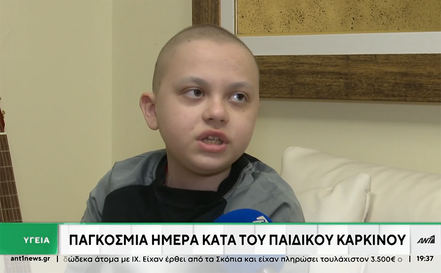 «Φυσικά και σπάω»: Συγκινεί ο μικρός Άγγελος που δίνει μάχη με τον καρκίνο
