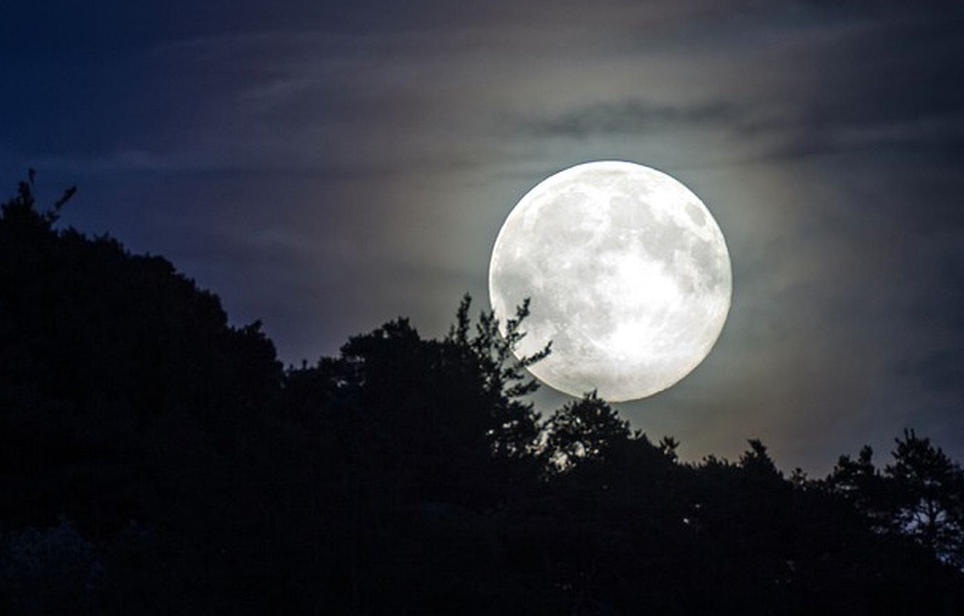 «Φεγγάρι του Σκουληκιού»: Σήμερα η Πανσέληνος Μαρτίου