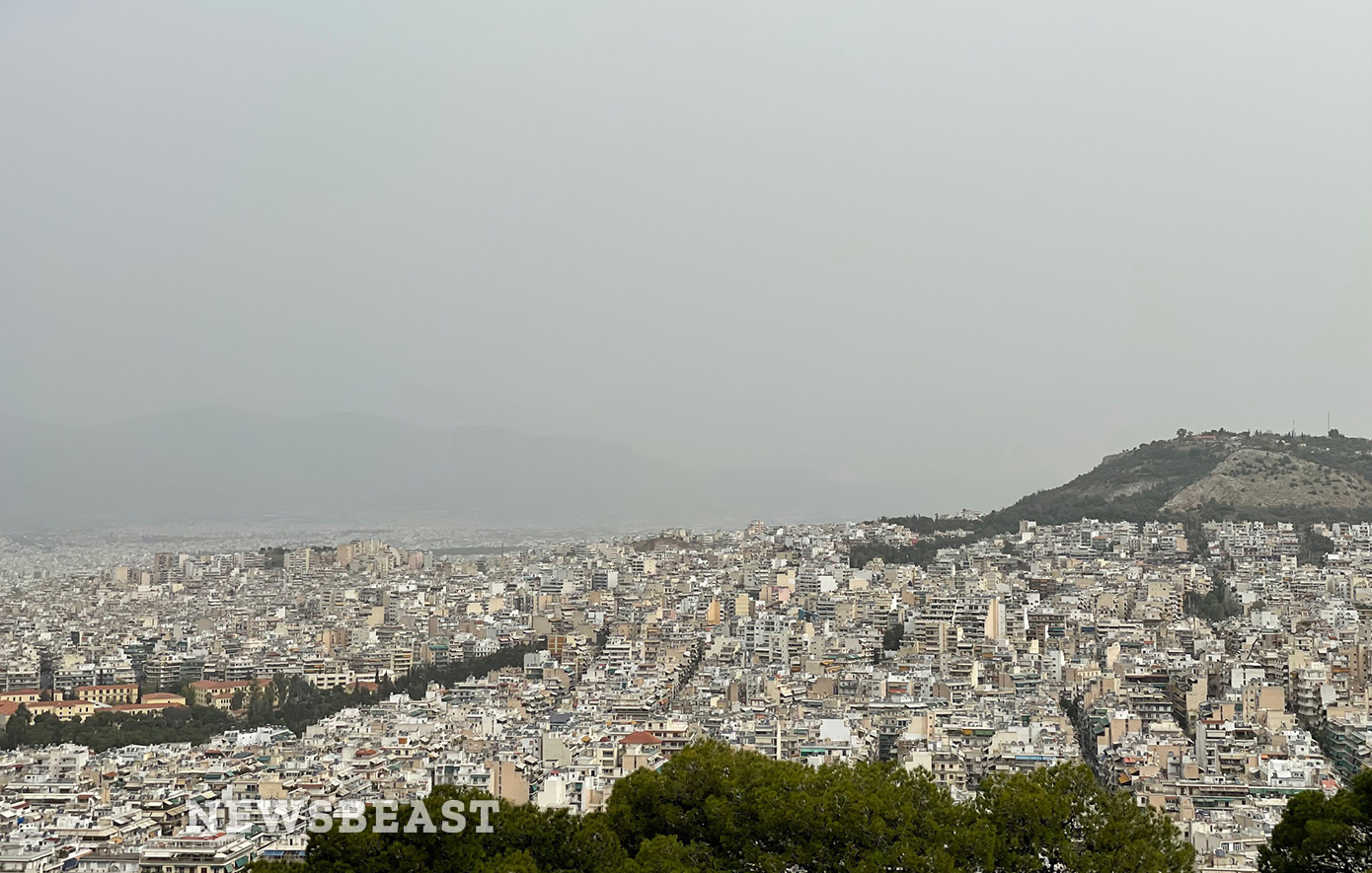 Η αφρικανική σκόνη καλύπτει την Αθήνα, πώς θα κινηθεί – Τα τερτίπια της Άνοιξης τις επόμενες ημέρες